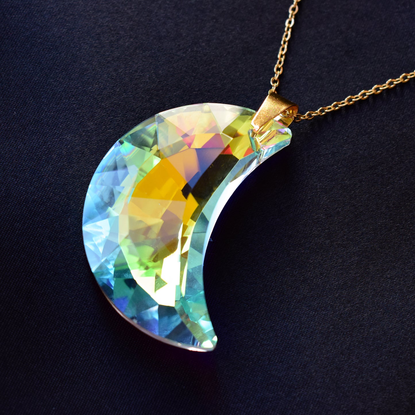 Crystal Moon Necklace - Quantumarium